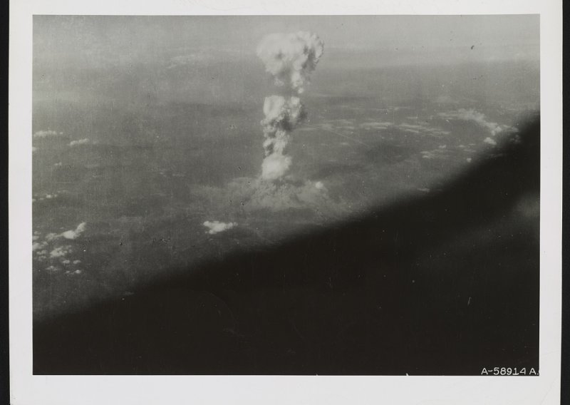 Eksplozija atomske bombe u Hirošimi proizvela je materijal kakav dotad nije postojao na Zemlji