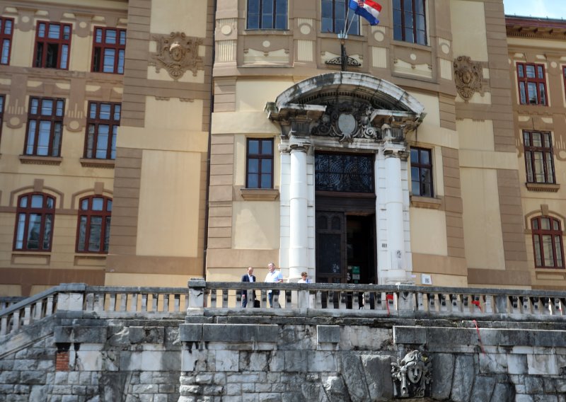Nadbiskupija povukla potez protiv don Josipa Radića: Zabranjeno mu javno sudjelovanje u bogoslužju