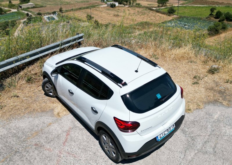 Novi Sandero bit će drukčiji od svih dosadašnjih: Dacia otkrila ključan detalj