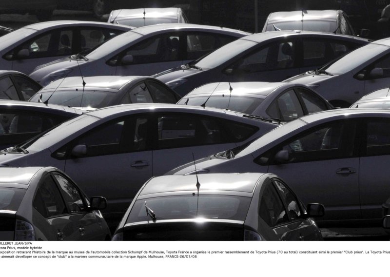 U samo osam mjeseci prešao je 160.000 km novim automobilom: Evo što je sve morao promijeniti