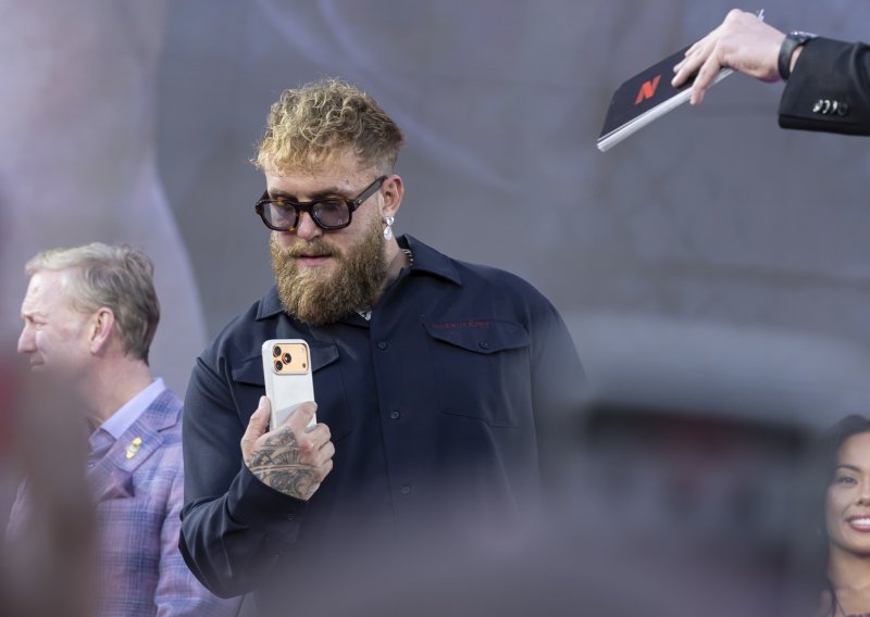 Kontroverzni Jake Paul traži borbu s Hrgovićem: 'Dajte mi ga'