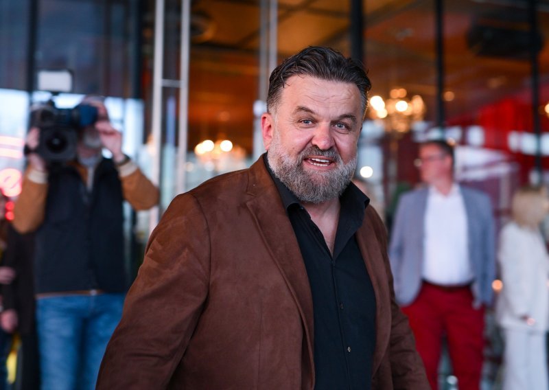 Andrija Jarak nakon Hrgovićeve pobjede 'izvukao' objavu staru 6 godina: 'S ovakvim zglobovima moraš biti prvak'