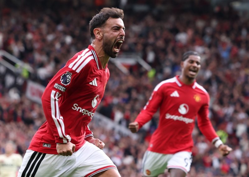 United slavio u kontroverznoj golijadi na Old Traffordu