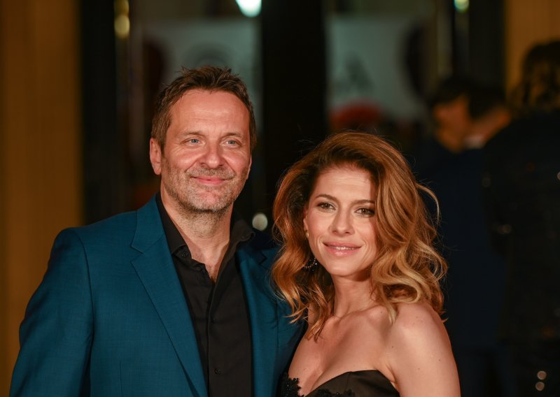 'Otkad ste se oženili, pomladili ste se': Ante Gelo i Jelena Perčin podijelili fotku s legendom jazza, pljušte komentari