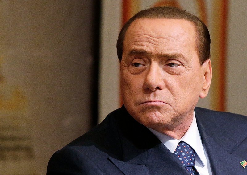 Kinezi prevarili Berlusconija; je li ovo moguće?