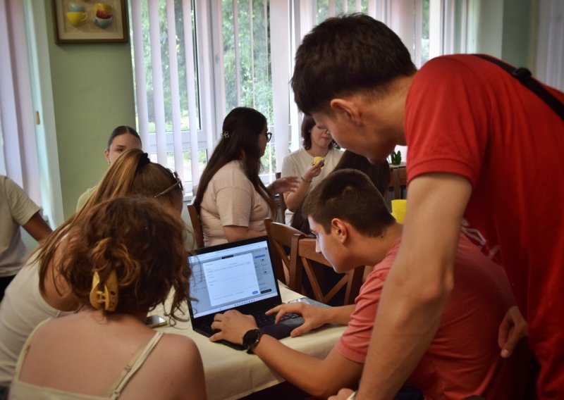 Mladi iz Europe u Zagrebu osmislili AI prototipe za veću socijalnu uključenost
