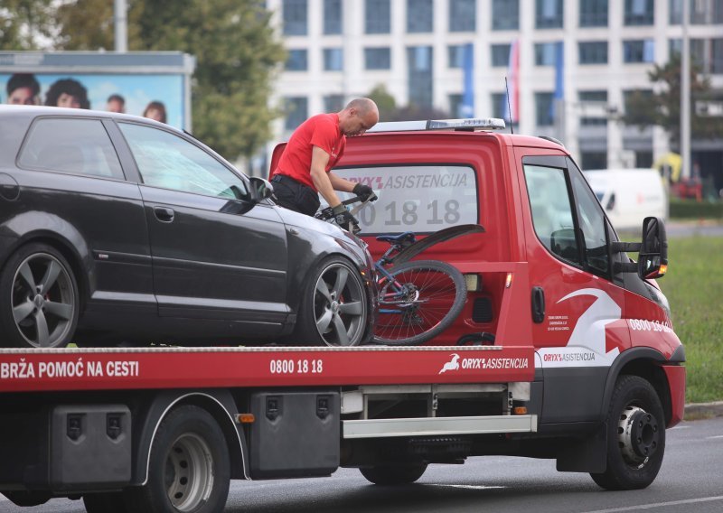 Samo 3 km/h dijelila su je od obične kazne: Umjesto toga završila je u lisicama, a auto na vučnoj službi