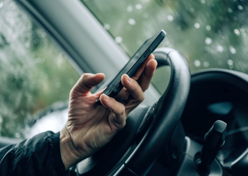 Analizirali 17.000 nesreća i otkrili zastrašujuću istinu o mobitelima za volanom