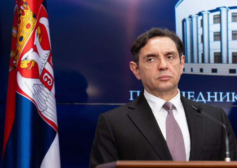 Vulin provocira Plenkovića zbog Mladića: 'Zatvorite nam vrata EU-a, Srbija je ponosna na svoje heroje'
