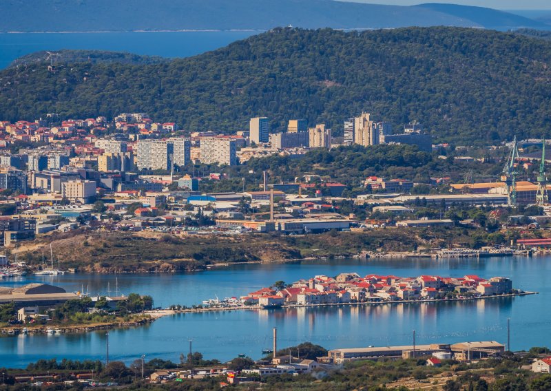 Trovali su se azbestom, a sada ih dijele: Jedni će dobiti novac, drugi kreću u prosvjed
