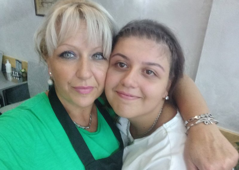 U dvije godine izgubile oca, majku i sestru: Danas pogreb majke i kćeri koje su umrle u Crnoj Gori