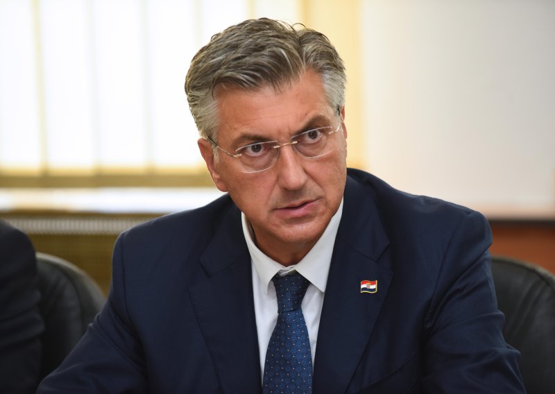 Plenković napao oporbu: 'Mi bismo trebali svojom nazočnošću počastiti taj prosvjed?!'
