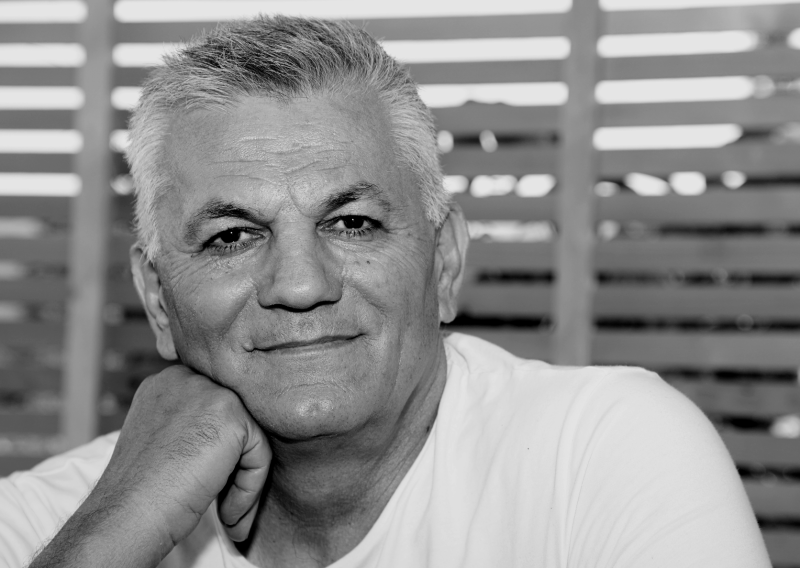 Malo tko zna da je Ivan Gudelj kao dječak glumio u kultnoj seriji uz Radu Šerbedžiju