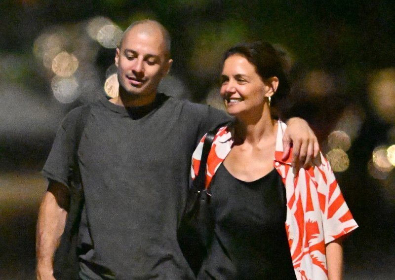 Uživa u novoj ljubavi: Katie Holmes dečku Jasonu čestitala rođendan i dala rijedak uvid u njihovu vezu