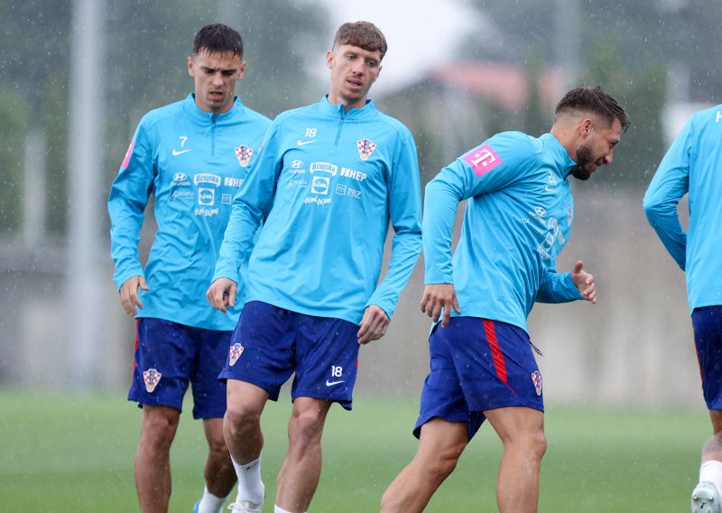Hrvatski reprezentativac pred neočekivanim transferom? Evo tko je krenuo po njega