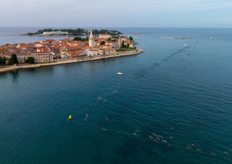 Porečki delfin proslavio 25. rođendan: zaplivalo više od 1700 sudionika iz 30 zemalja