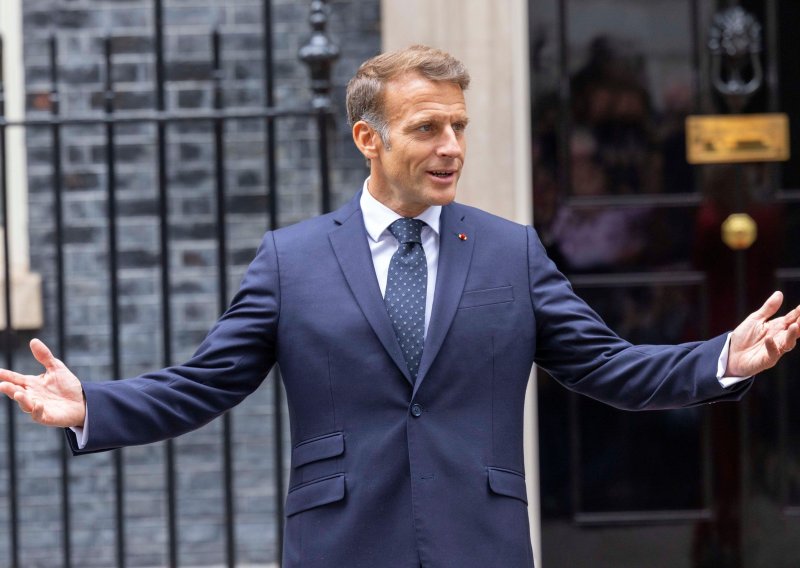 Macron prešao La Manche i upozorio na veliki problem