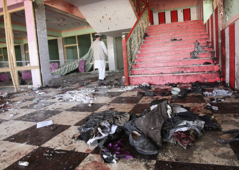 Tridesetak poginulih u bombaškim napadima u Afganistanu