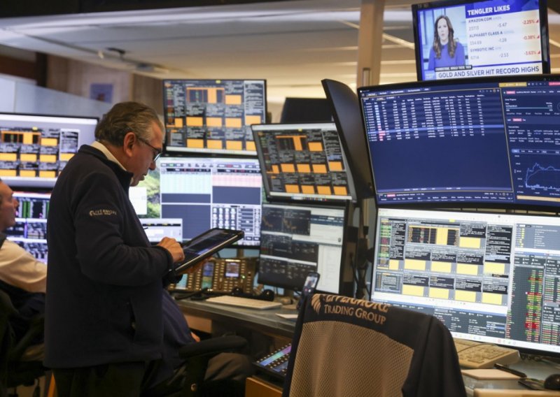 Drastično skočili indeksi na Wall Streetu, cijene nafte također u plusu