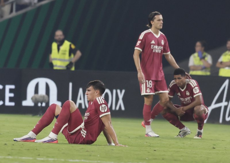 Real je teško kiksao, a onda je Flick poslao vrlo jasnu poruku igračima Barcelone