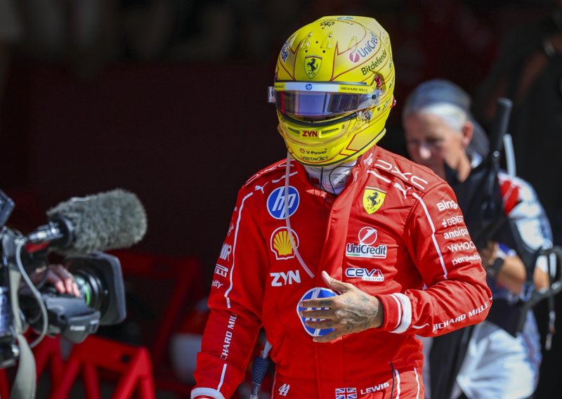 Hamilton 'raspalio' po Ferrariju zbog incidenta s Leclercom. Odmah mu stigao odgovor