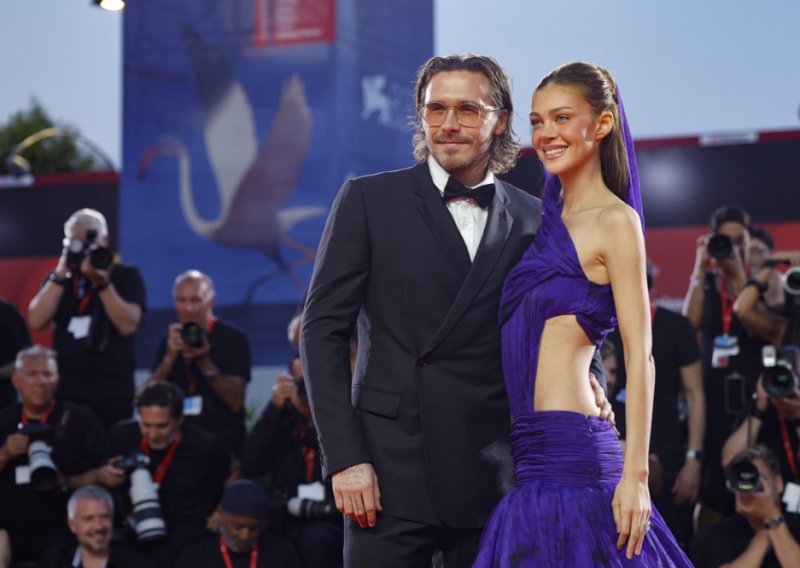 Nicola Peltz dobila prestižnu nagradu u Veneciji, ali izbor je izazvao burne reakcije