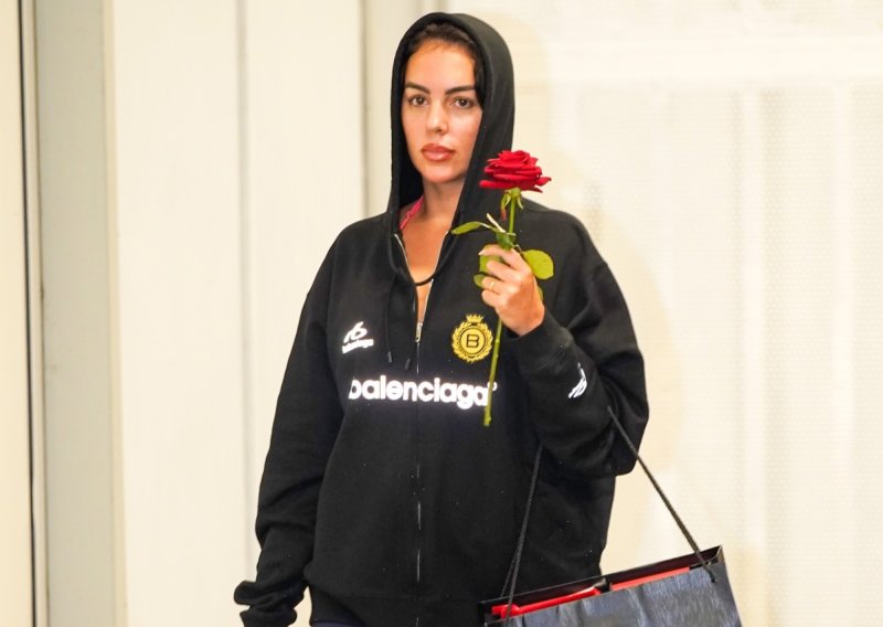Georgina Rodriguez pokazala svoju ležernu stranu: Pogledajte u čemu putuje