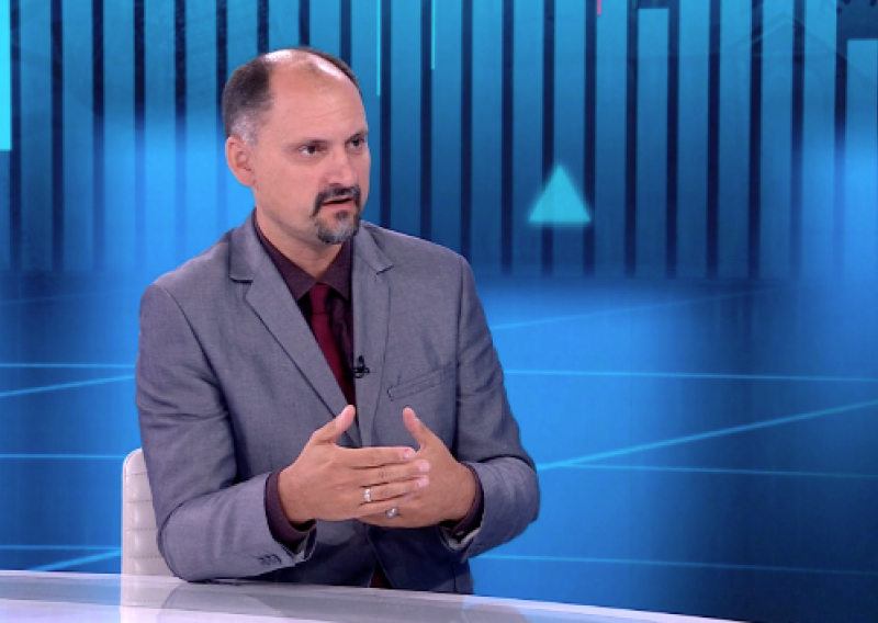 'Narod to više neće': Analitičar objasnio zašto je došlo do povijesne pobune Nijemaca