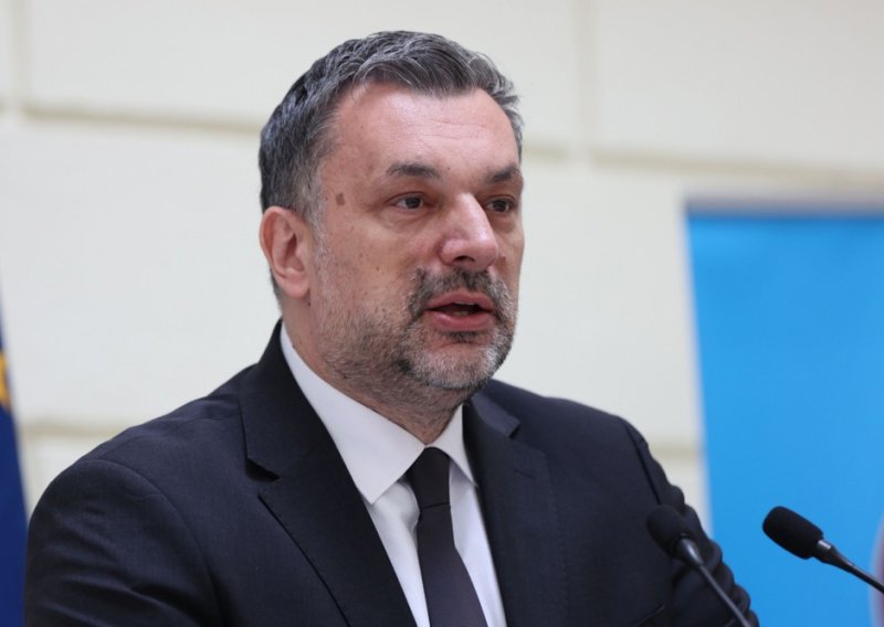 'Imaju 48 sati da napuste BiH': Konaković naložio protjerivanje dvojice srpskih diplomata