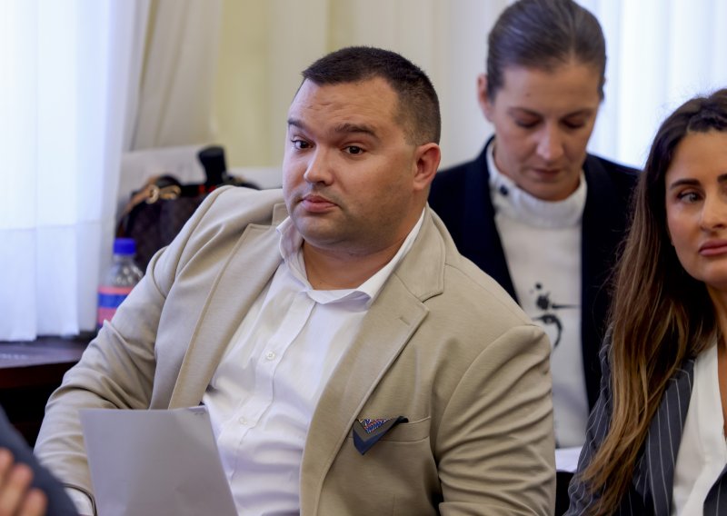 Policija istražuje zadarskog vijećnika nakon sramotnog incidenta na prosvjedu