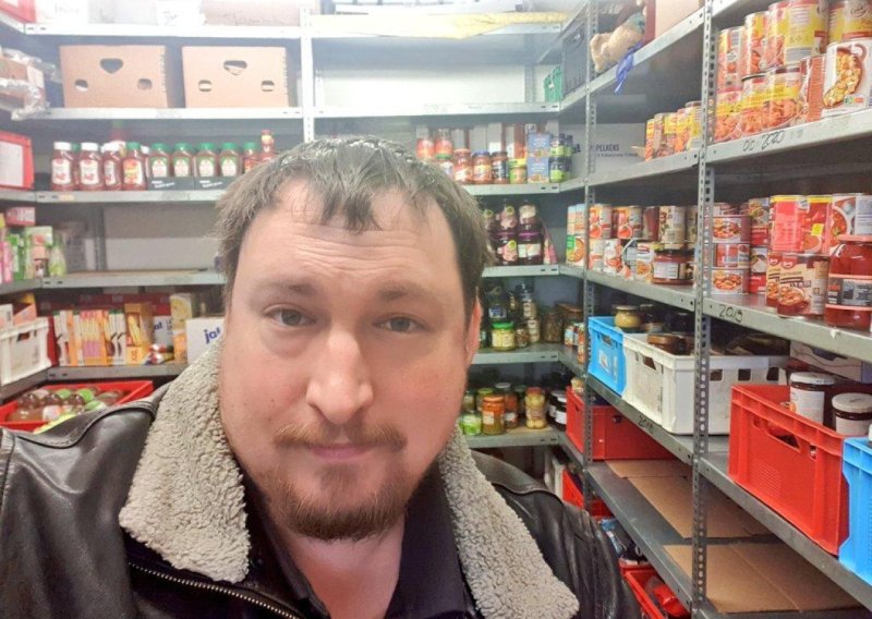 Njemački poduzetnik živi izoliran na tajnim lokacijama, uz njega je čovjek s protuotrovima: 'U ratu smo!'