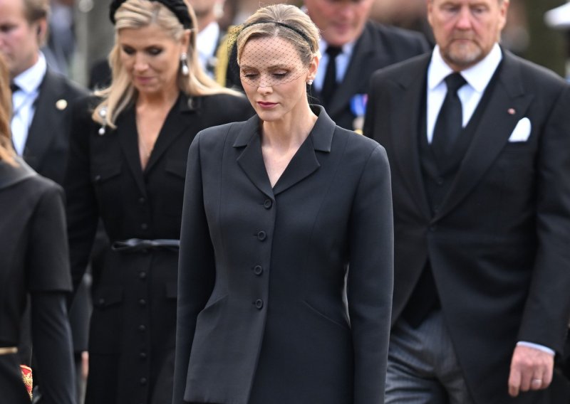Princeza Charlene stigla na Haraldov sprovod: Pogledajte njezino dostojanstveno izdanje