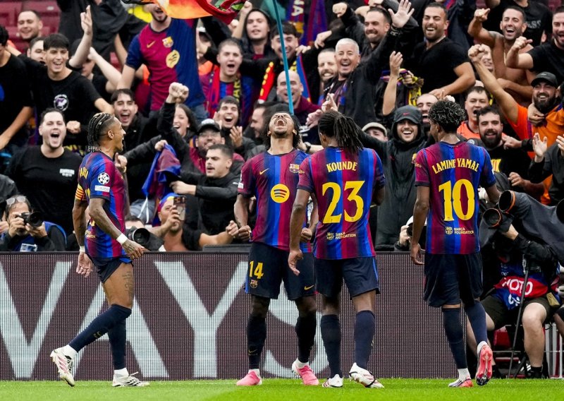 Pogledajte kako je Barcelona razbila bivši klub Luke Ivanušeca