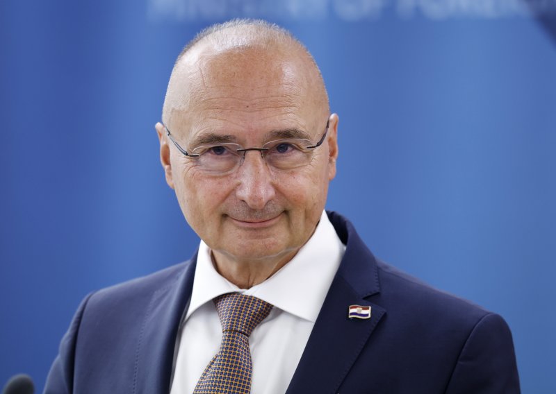 Grlić Radman upozorio europske ministre na ponašanje Srbije oko Ratka Mladića