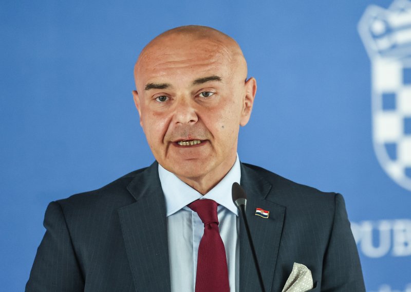 Ministar Ružić: Nije bilo propusta u sustavu vezano uz femicid u Slatini