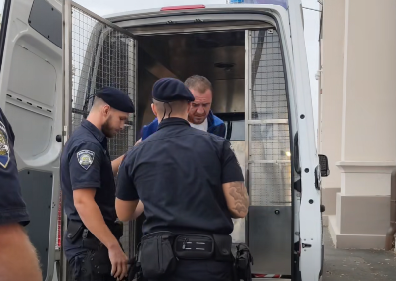 VIDEO Ovo je osumnjičeni za femicid u Slatini, danas je priveden u bjelovarski zatvor
