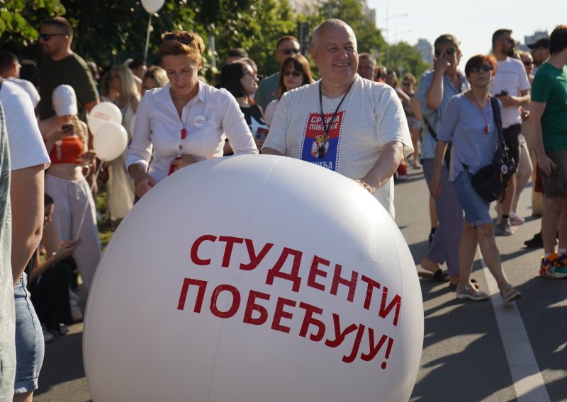 Studenti iz Srbije krenuli u kampanju: 'Kreće posljednji val borbe za istinu i slobodu'