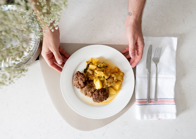 Gablec kakav Zagreb stvarno jede: recept za faširance i kelj varivo
