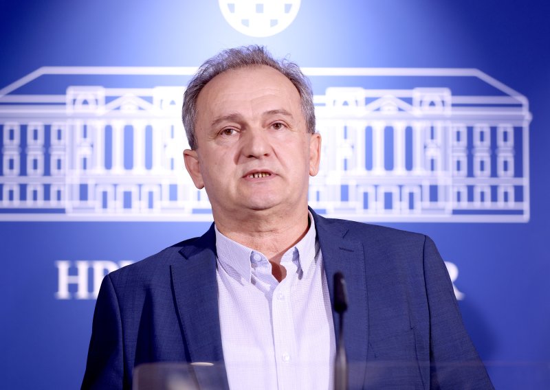 SDP-ovac prozvao Vladu zbog hrane: 'Ovo je pitanje nacionalne sigurnosti'