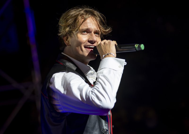 Jakov Jozinović oglasio se nakon nastupa u rodnim Vinkovcima, otkrio: 'Moj najposjećeniji koncert'