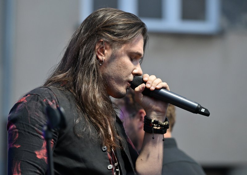 Dino Jelusić pozirao s Johnnyjem Deppom u Zagrebu: Prije četiri godine zajedno su dijelili pozornicu