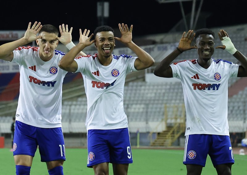 Dalisson odveo Hajduk na prvo mjesto, pogledajte gol i isključenje igrača Slavena