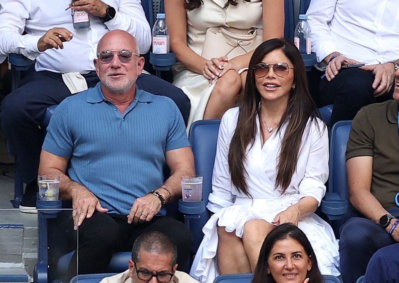 Slavni par u VIP loži: Jeff Bezos i supruga Lauren modno usklađeni uživali u završnici US Opena