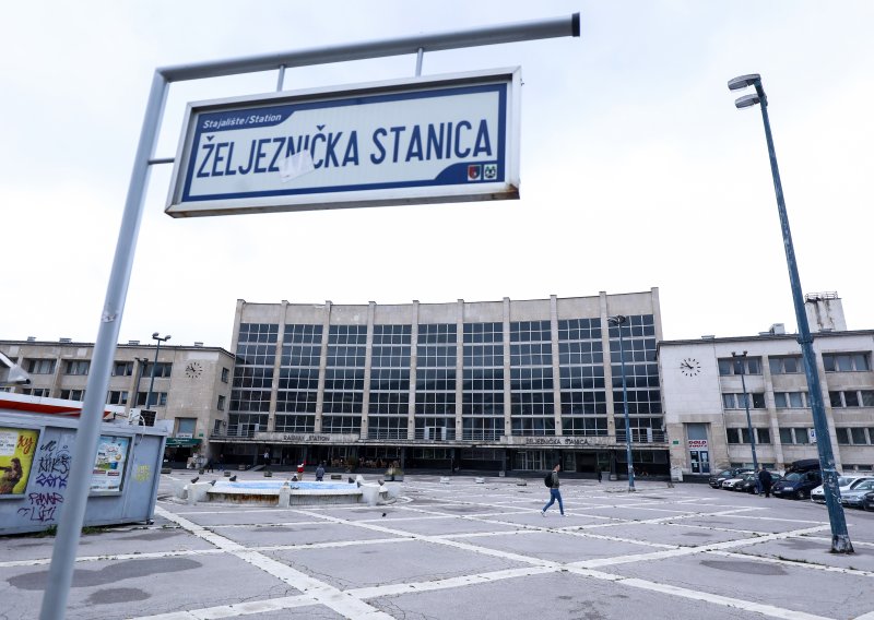 Požari zaustavili vlakove između Sarajeva i Hercegovine: Prekinuta i međunarodna linija prema Pločama