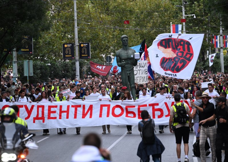 FOTO Studenti krenuli u bitku za Srbiju: Donosimo tko je sve na listi, ima i poznatih imena