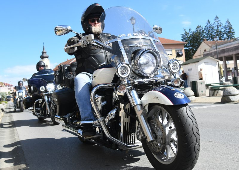 Kupujete rabljeni motocikl? Ovi detalji mogu otkriti da je kilometraža vraćena