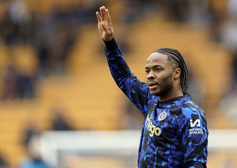 Raheem Sterling teško podnio prekid karijere, pa uz drogu divljao autocestom i razbio Lamborghini