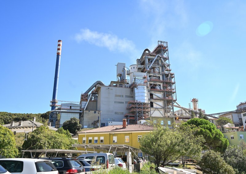 Holcim se oglasio zbog spaljivanja otpada u Koromačnom: 'Zrak je prve kategorije'