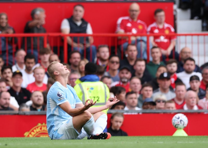 Objavljen VAR-audio, a onda i sudačka isprika Manchester Unitedu