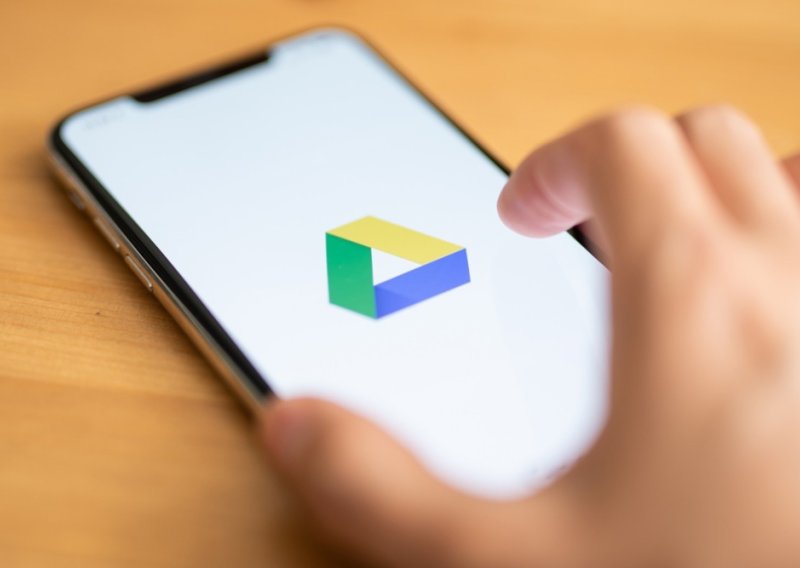 Ponestaje vam memorije? Evo kako doći do nje besplatno online